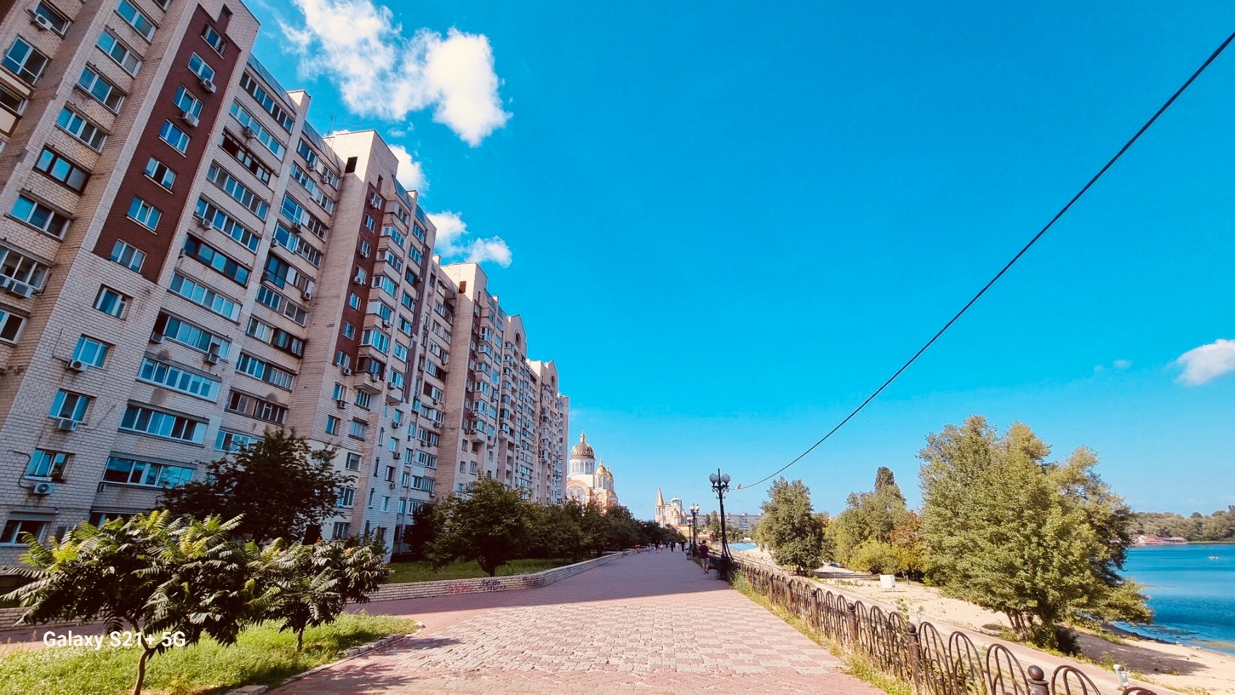 Продажа 3-комнатной квартиры 80 м², Героев Сталинграда просп., 20А