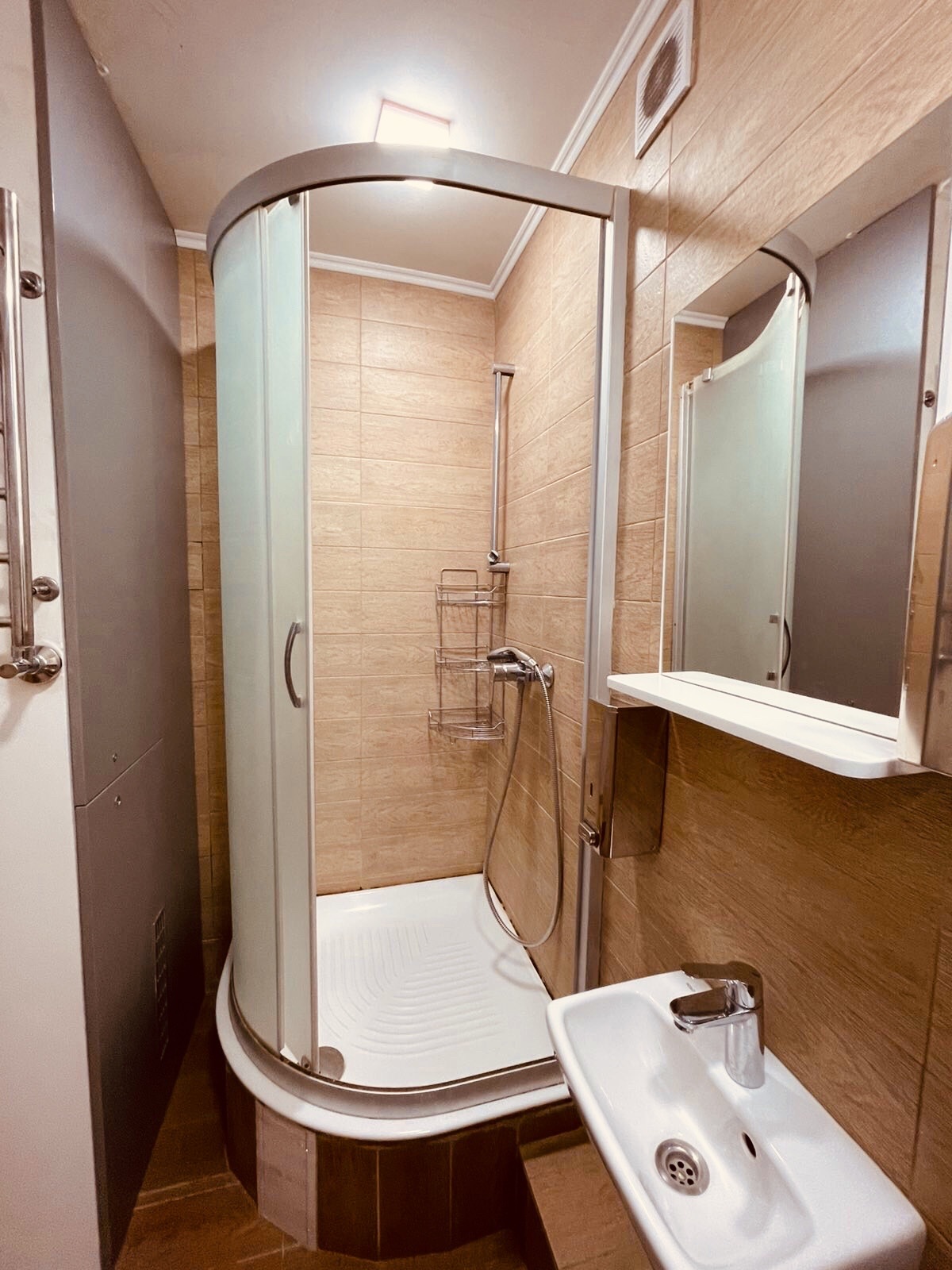 Продажа 3-комнатной квартиры 80 м², Героев Сталинграда просп., 20А