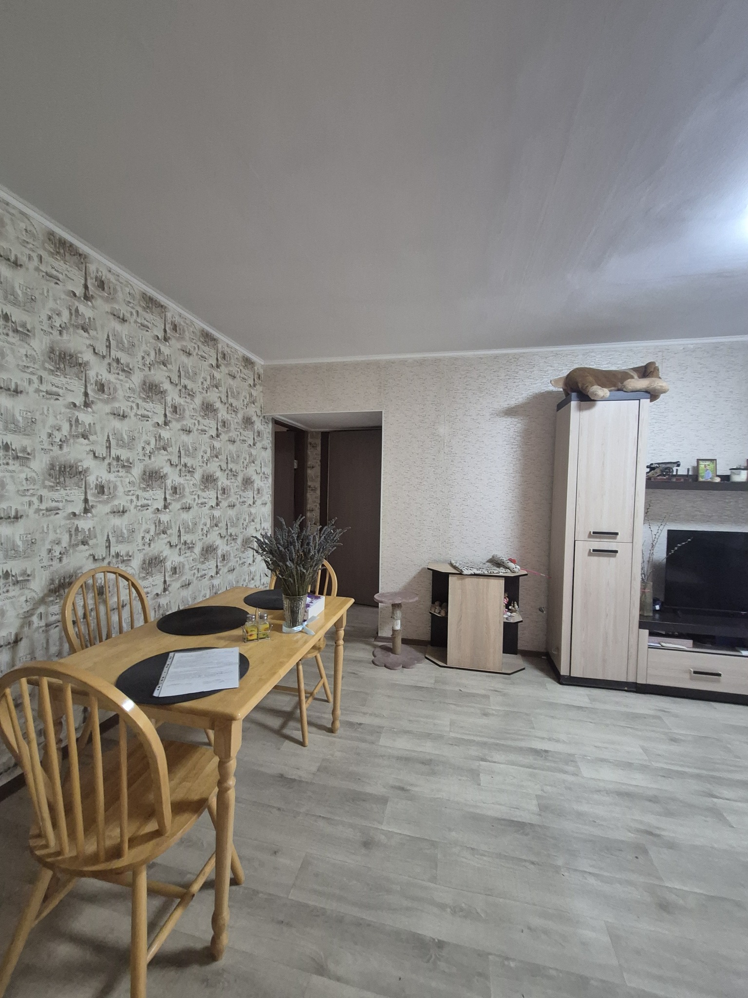 Продажа 3-комнатной квартиры 57 м², Стадионный про-д, 8/4