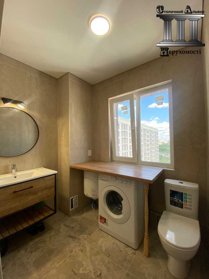 Продажа 1-комнатной квартиры 30 м², Михаила Максимовича ул., 24В