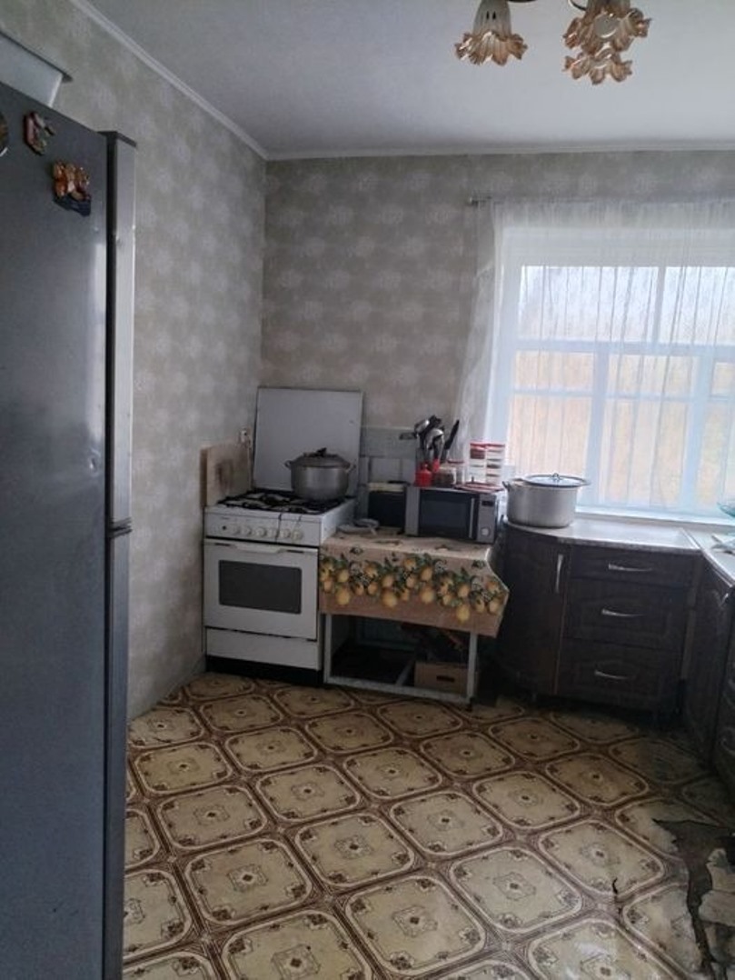 Продаж будинку 93 м²