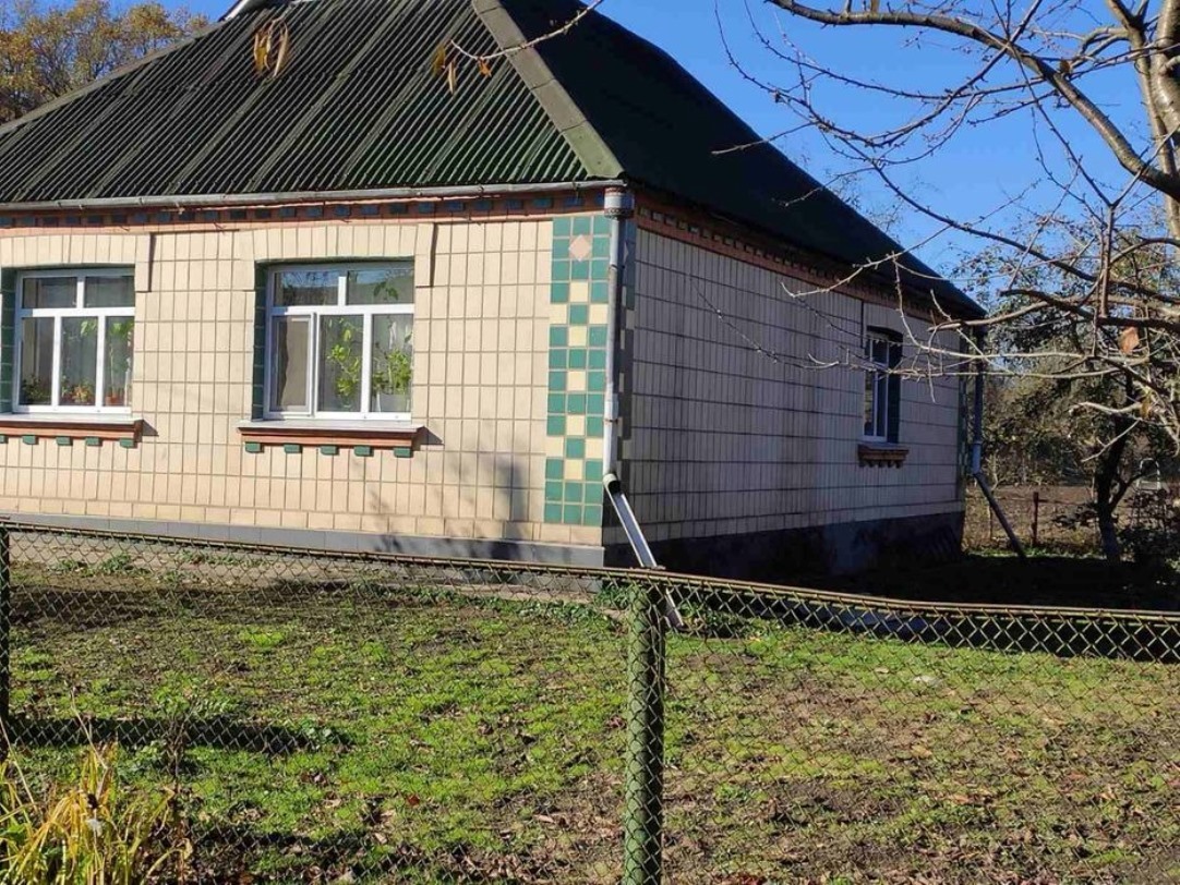 Продаж будинку 93 м²