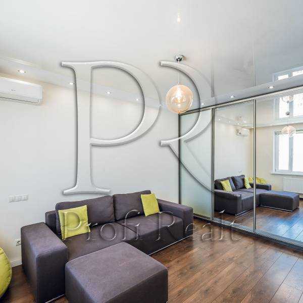 Продажа 2-комнатной квартиры 60 м², Драгоманова ул., 6/1
