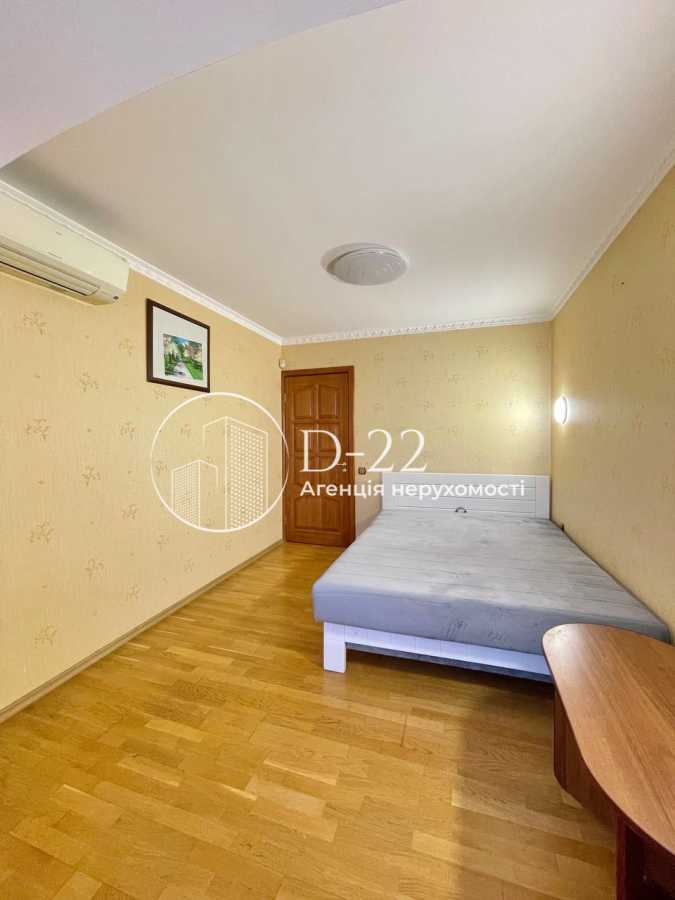 Продажа 3-комнатной квартиры 87 м², Архитектора Вербицкого ул., 36