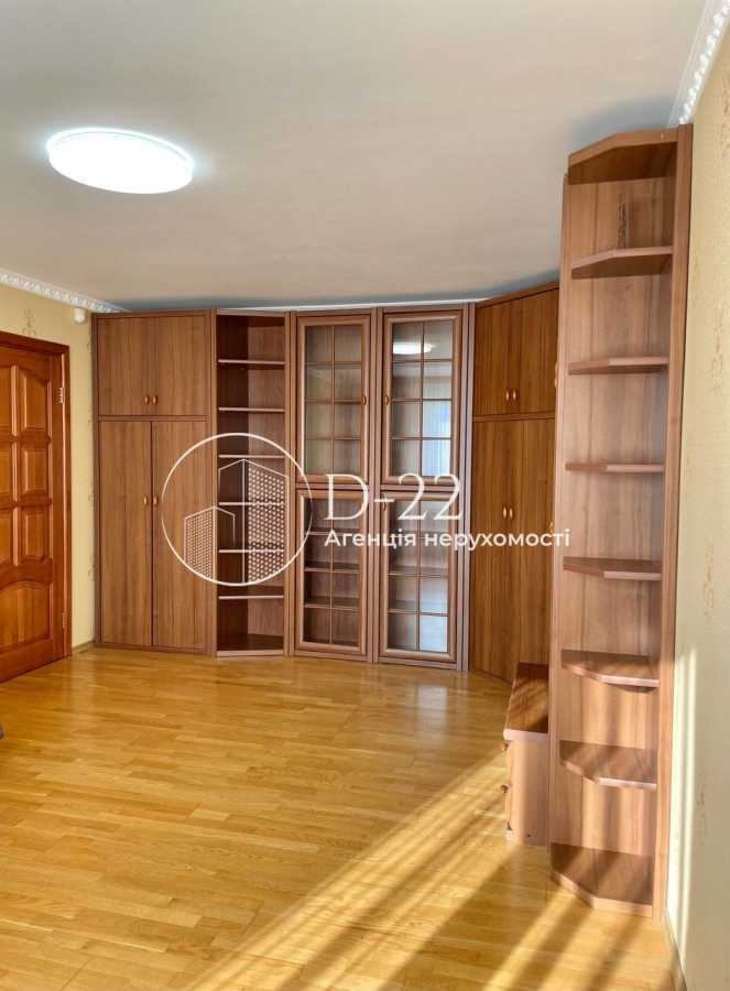 Продажа 3-комнатной квартиры 87 м², Архитектора Вербицкого ул., 36