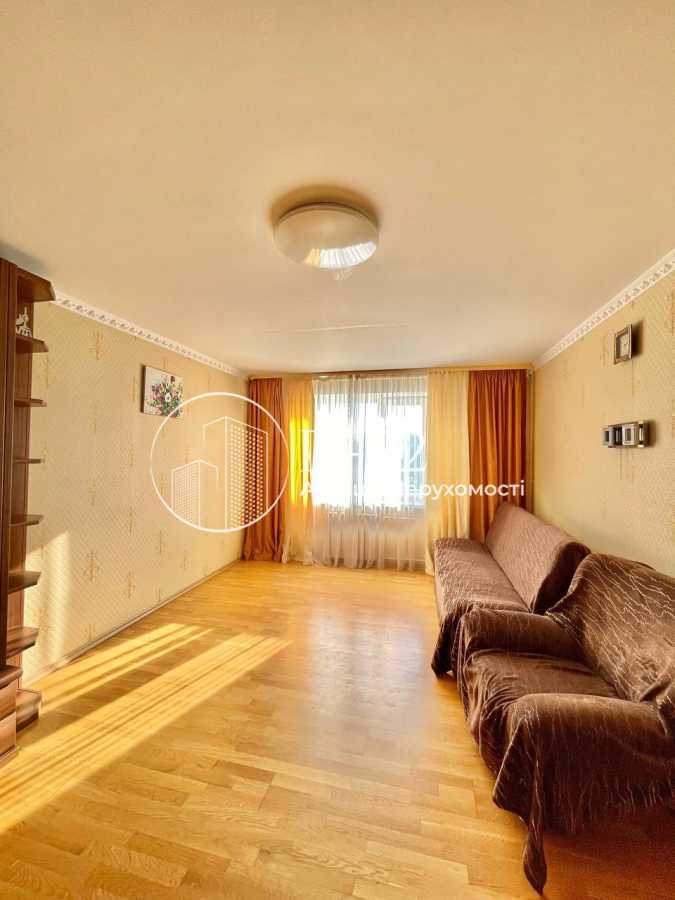 Продажа 3-комнатной квартиры 87 м², Архитектора Вербицкого ул., 36