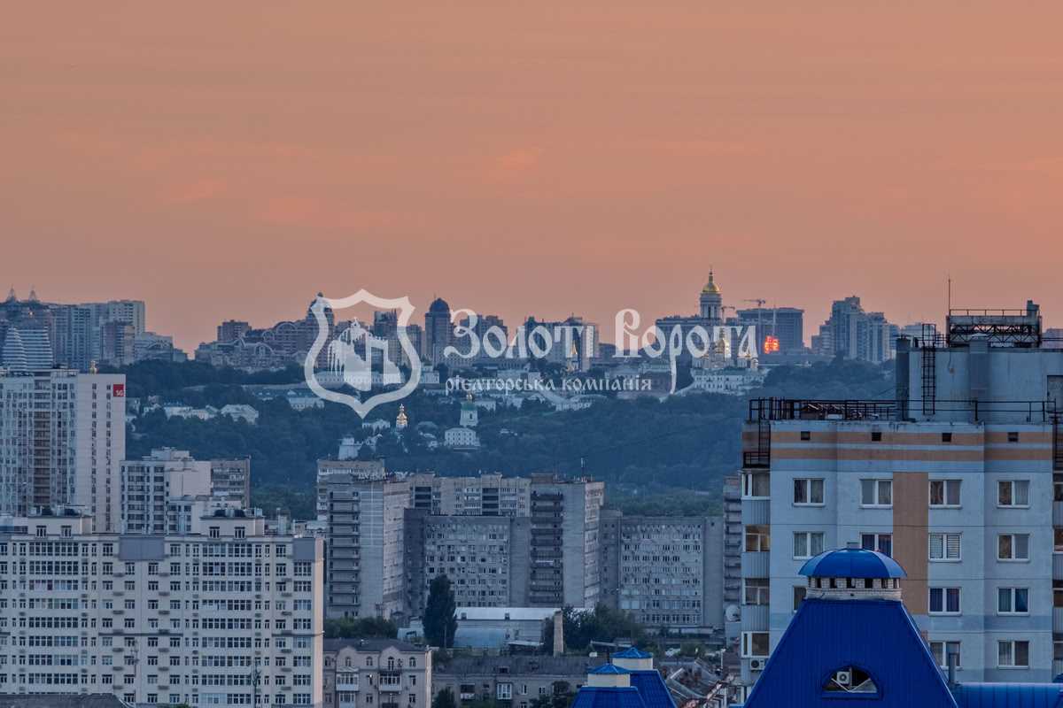 Продажа 1-комнатной квартиры 46 м², Краковская ул., 27