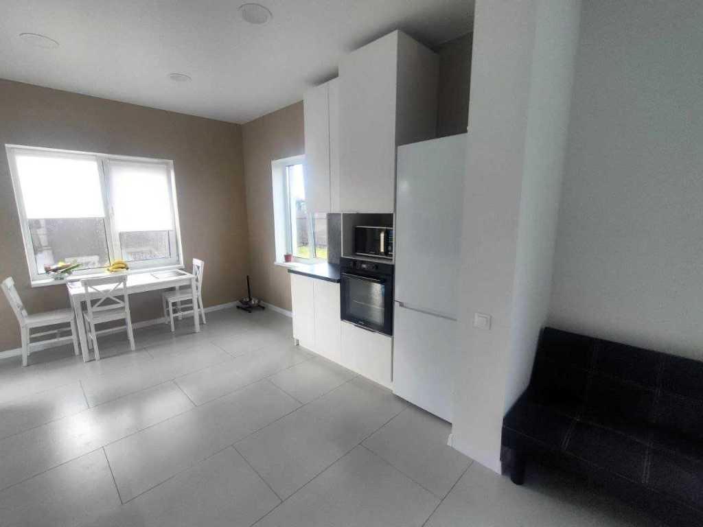 Продаж будинку 115 м², Онтаріо