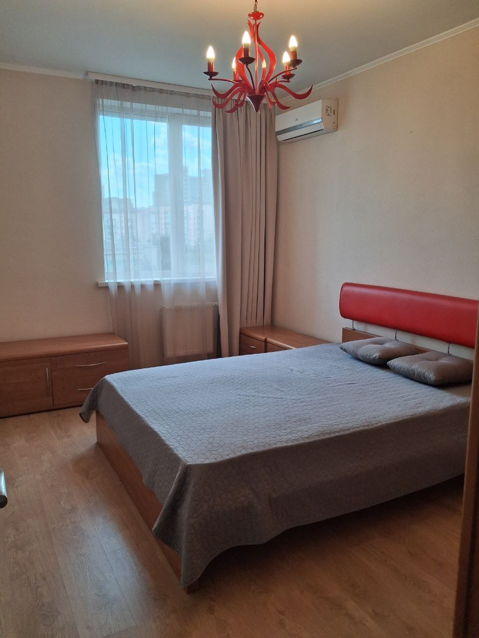 Оренда 1-кімнатної квартири 53 м², Вишгородська вул., 45/4