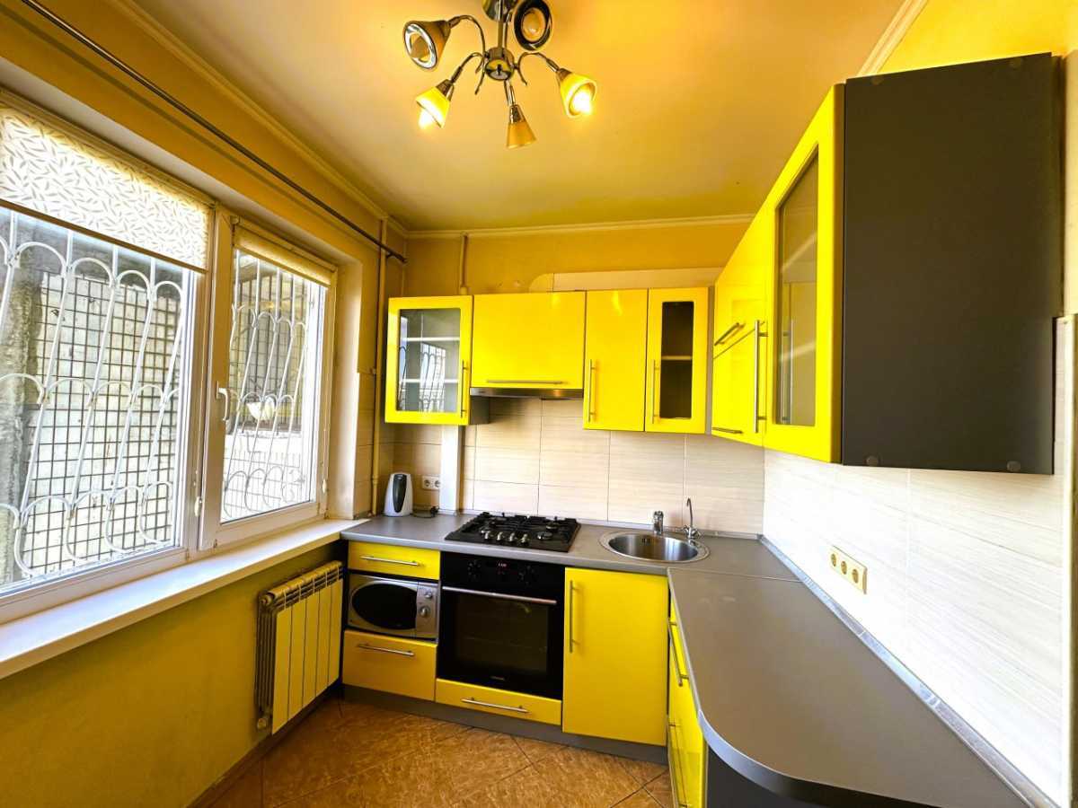 Продаж 3-кімнатної квартири 66 м², Дарницький бул., 7