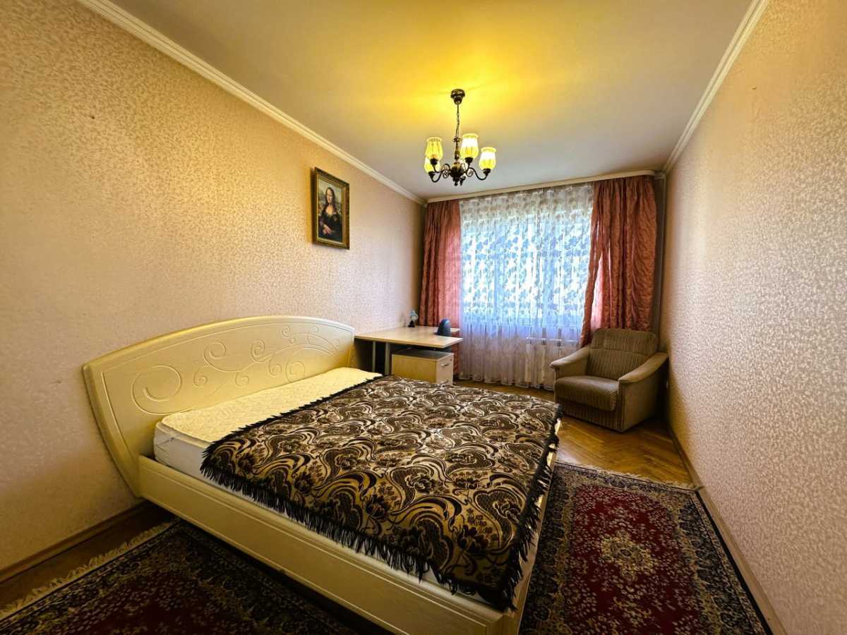 Продаж 3-кімнатної квартири 66 м², Дарницький бул., 7