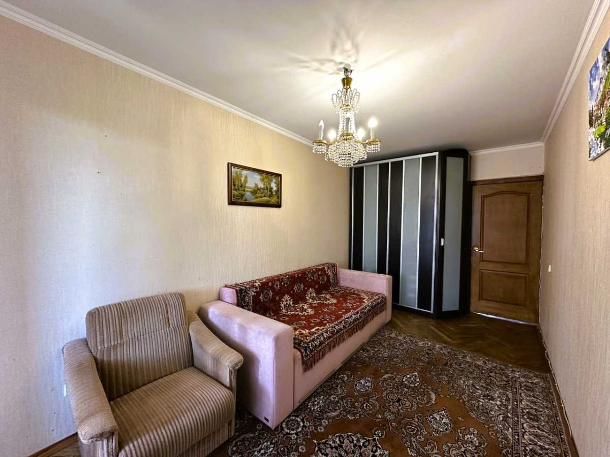 Продаж 3-кімнатної квартири 66 м², Дарницький бул., 7