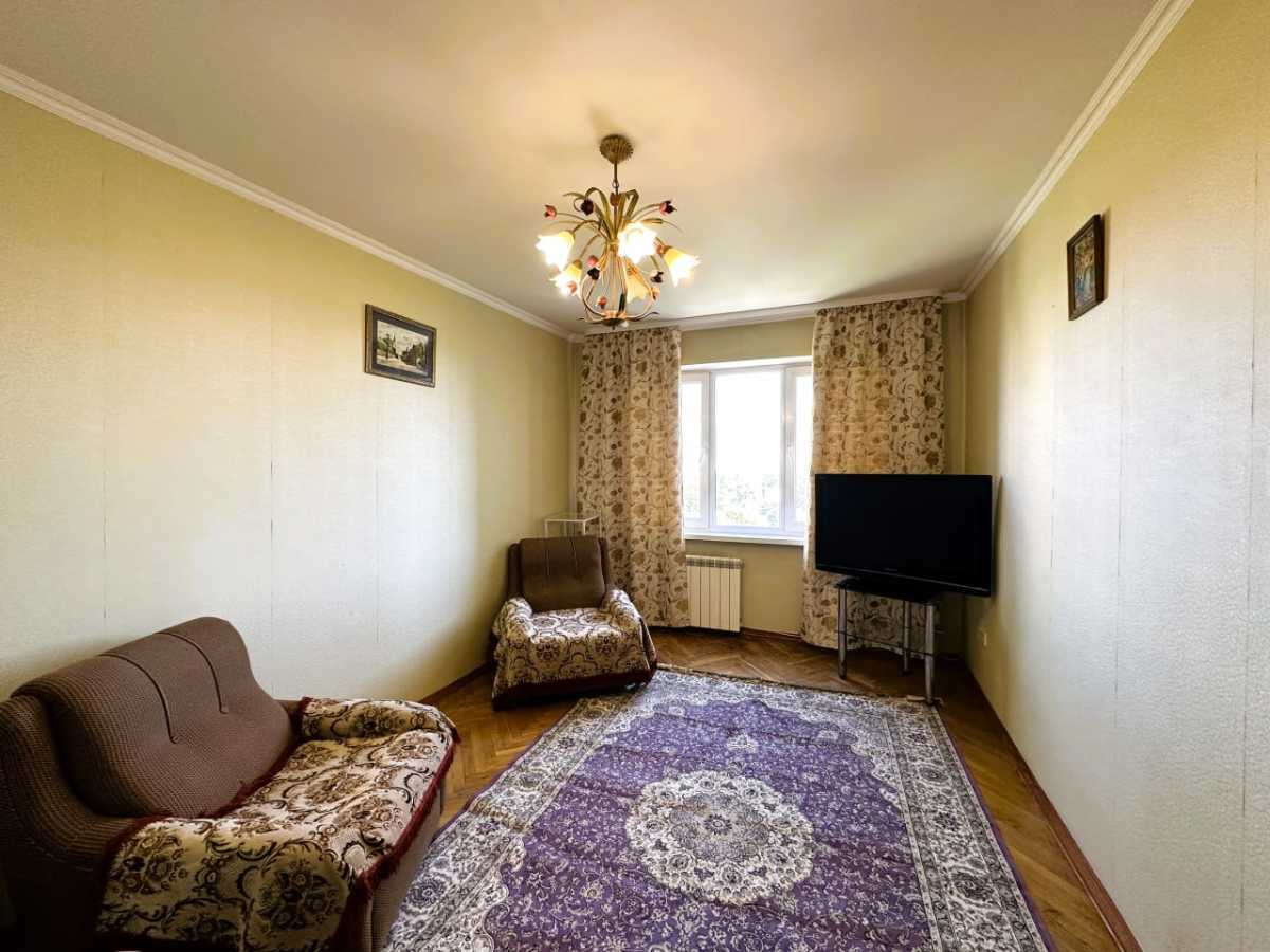 Продаж 3-кімнатної квартири 66 м², Дарницький бул., 7