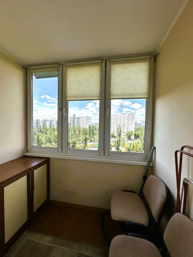 Продаж 3-кімнатної квартири 66 м², Дарницький бул., 7