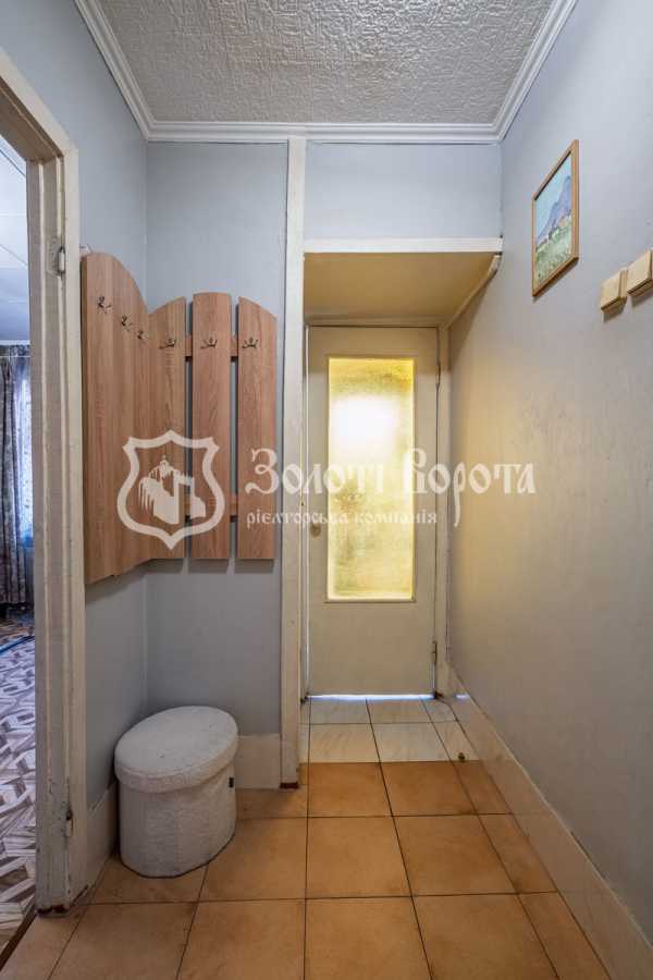 Продажа 1-комнатной квартиры 27 м², Жилянская ул., 76