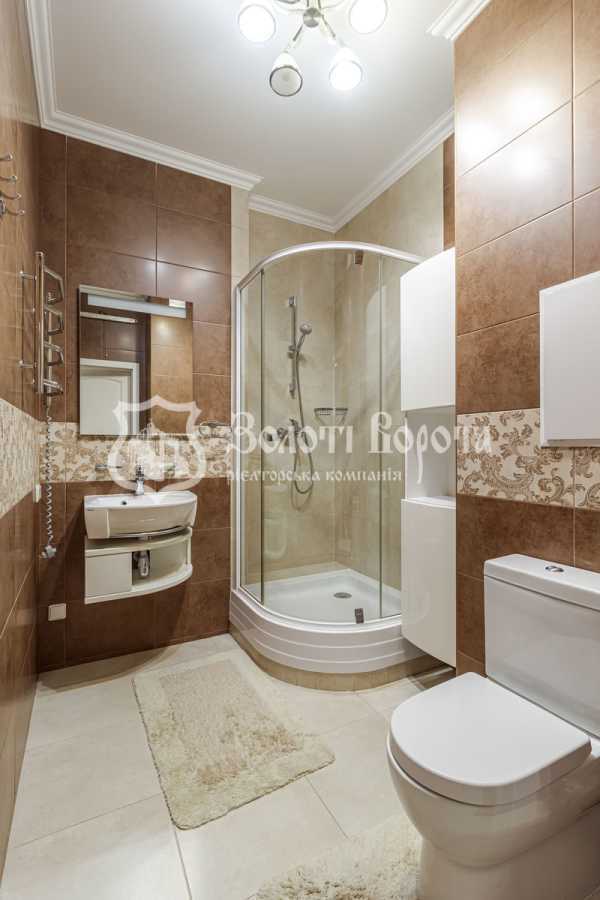Продажа 3-комнатной квартиры 130 м², Евгения Коновальца ул., 44А