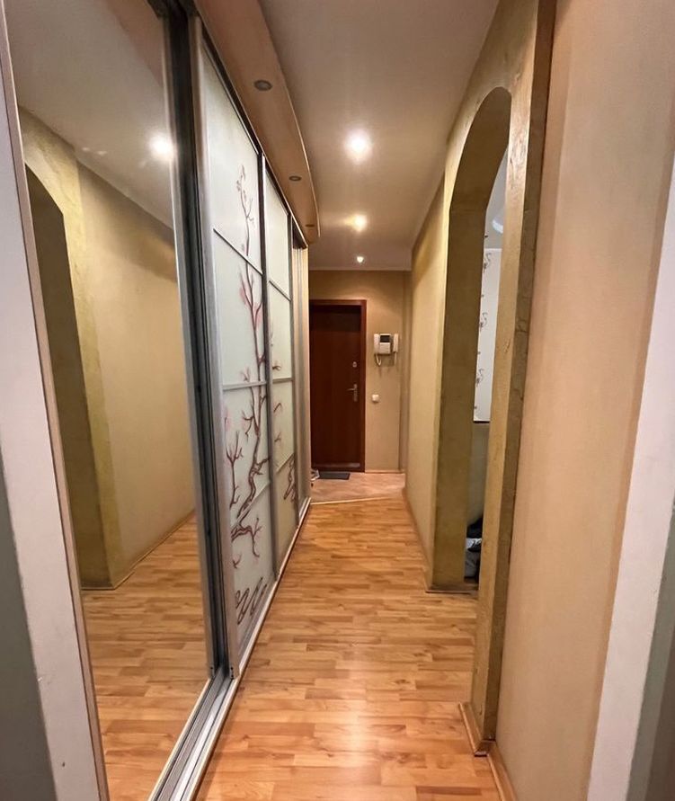 Продажа 3-комнатной квартиры 68 м², Тверская ул., 7