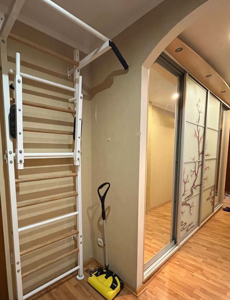 Продажа 3-комнатной квартиры 68 м², Тверская ул., 7