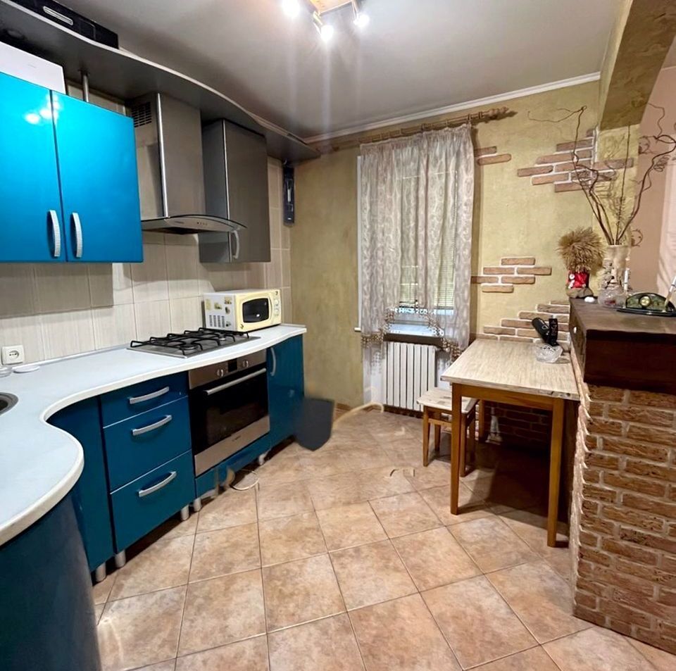 Продажа 3-комнатной квартиры 68 м², Тверская ул., 7