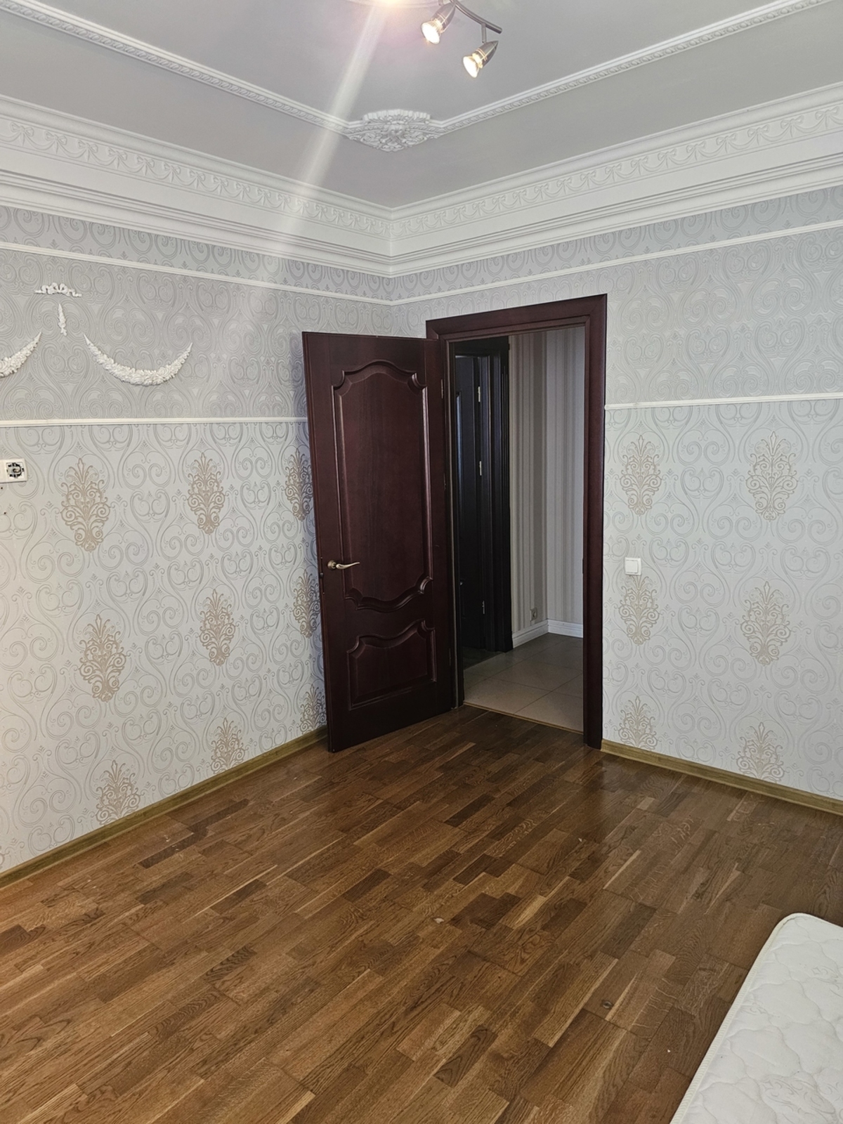 Оренда 3-кімнатної квартири 96 м², Слобожанський просп., 14