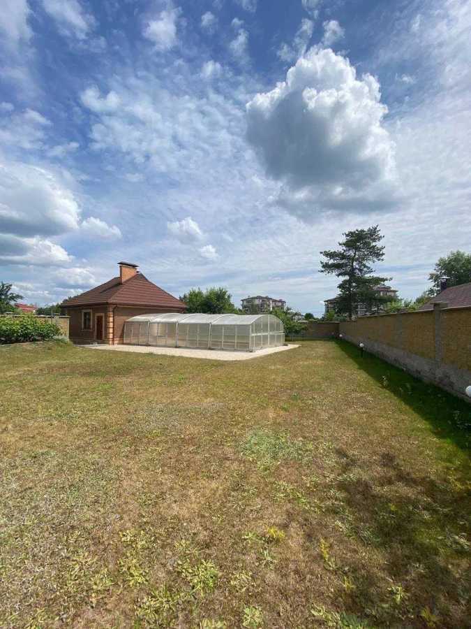 Продаж будинку 434 м²