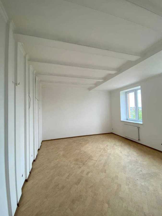 Продаж будинку 434 м²