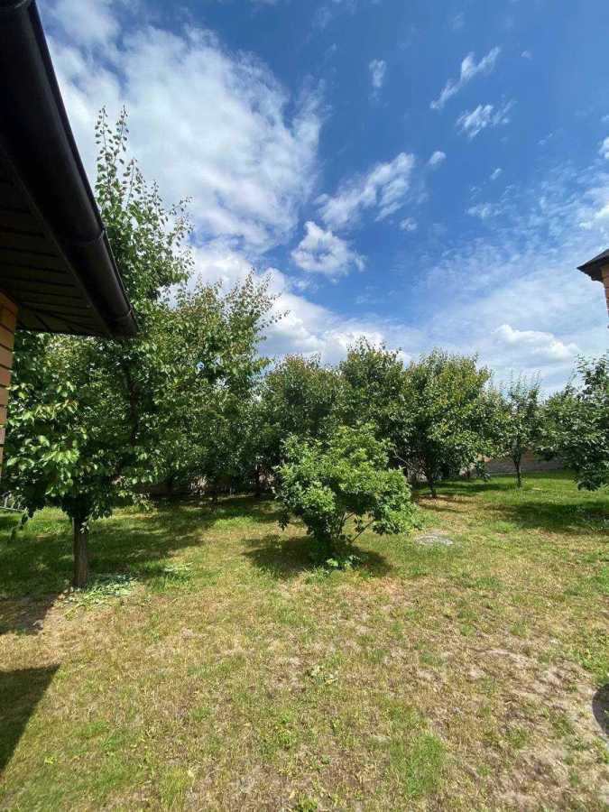 Продаж будинку 434 м²
