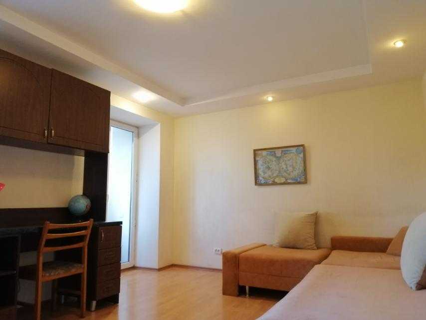 Продажа 3-комнатной квартиры 65 м², Михаила Грушевского ул., 14