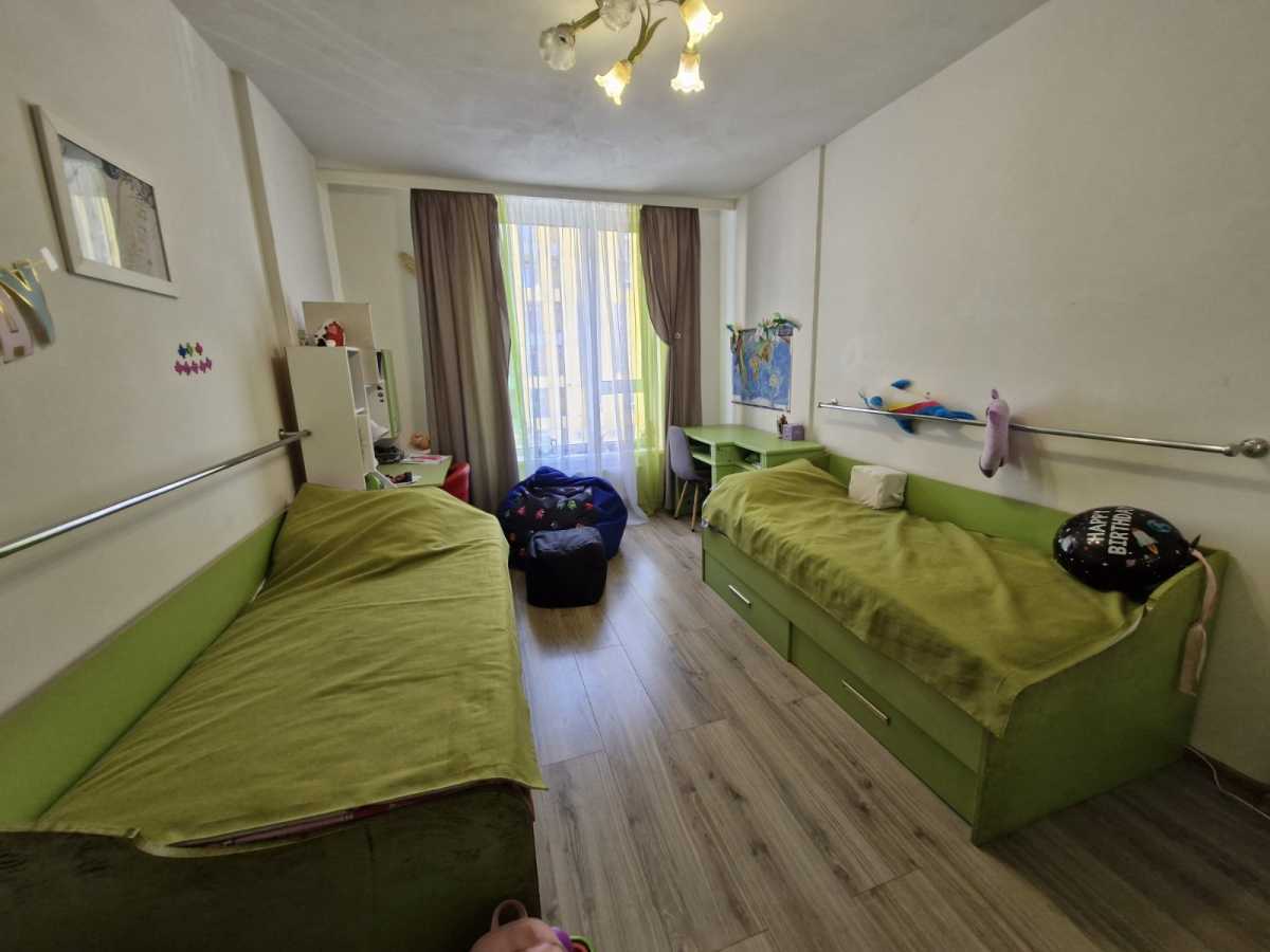 Продажа 2-комнатной квартиры 72 м², Соборности просп., 17 К2