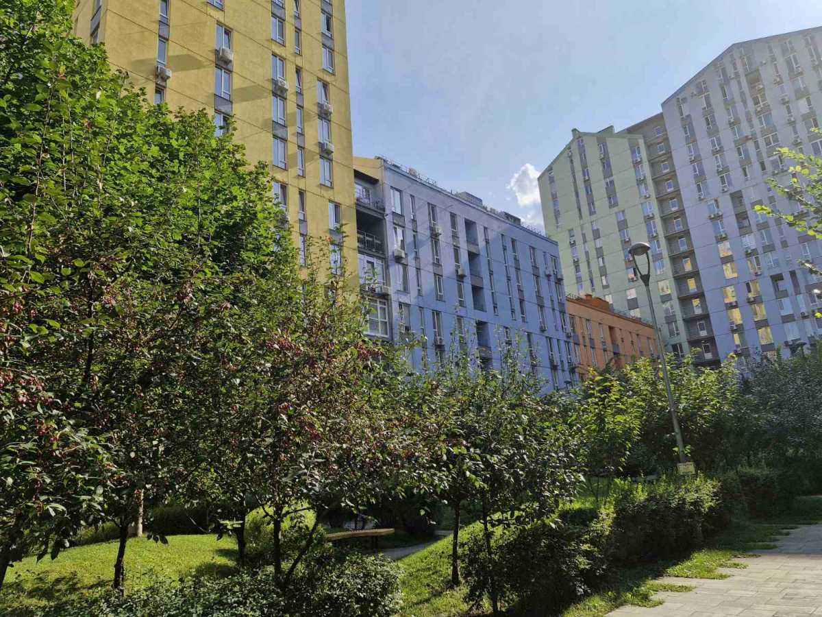 Продажа 2-комнатной квартиры 72 м², Соборности просп., 17 К2
