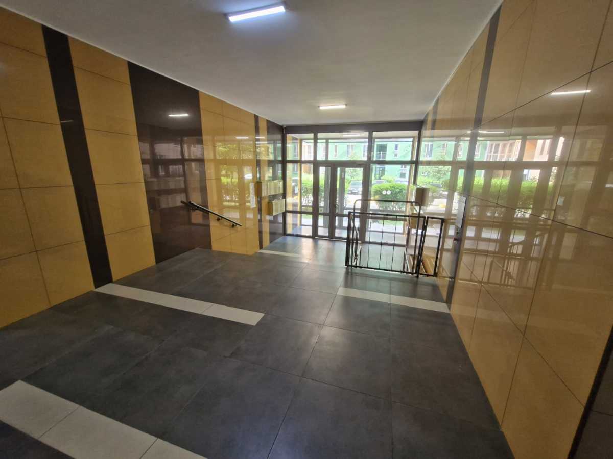 Продажа 2-комнатной квартиры 72 м², Соборности просп., 17 К2