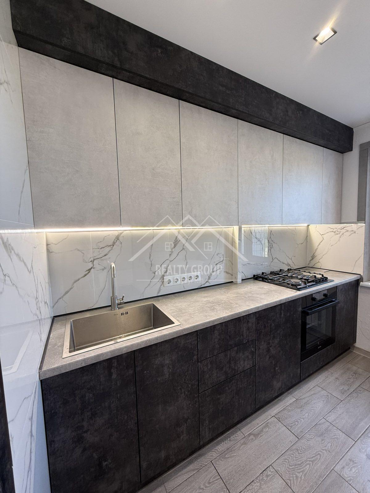 Продажа 3-комнатной квартиры 70 м², Сергея Колачевского ул., 32