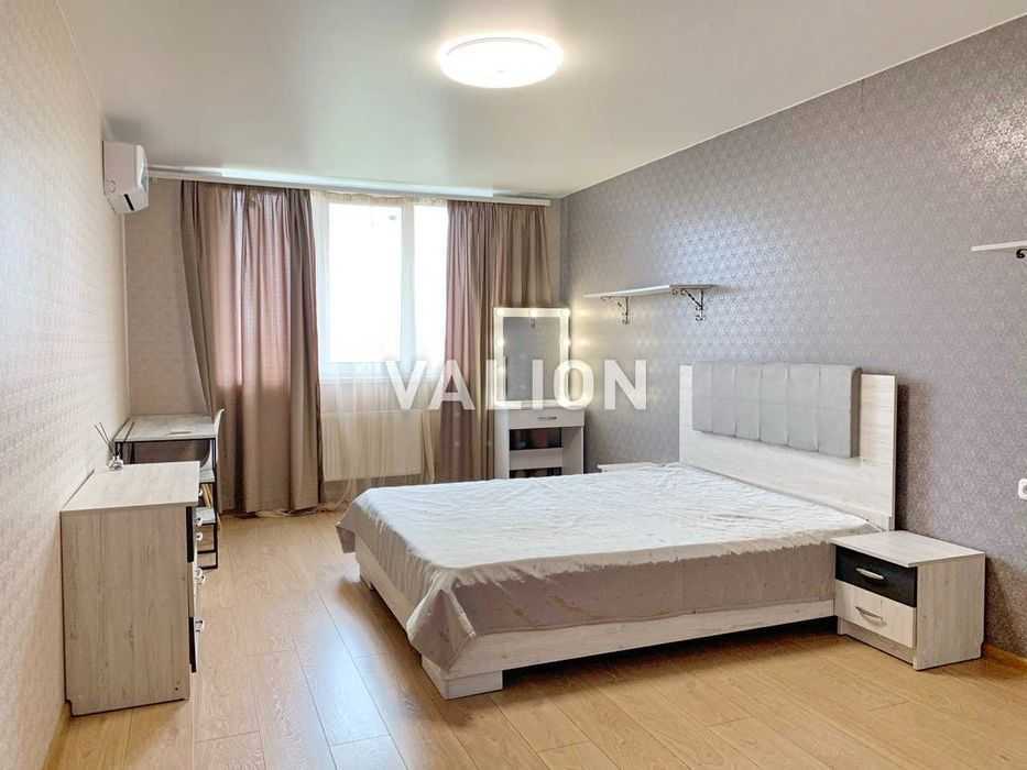 Продажа 1-комнатной квартиры 52 м², Михаила Максимовича ул., 32А