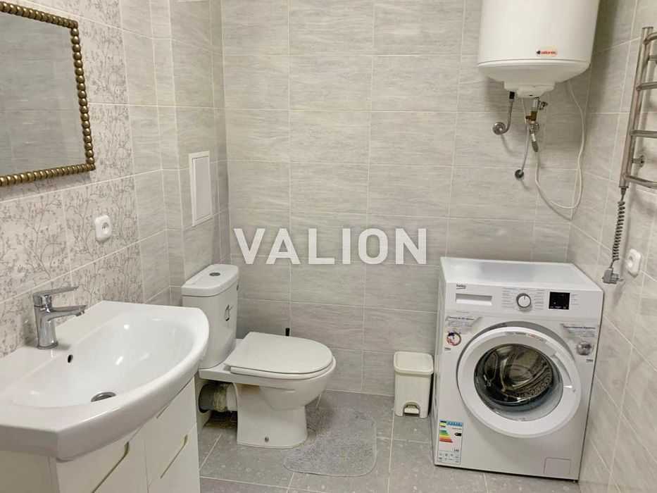 Продажа 1-комнатной квартиры 52 м², Михаила Максимовича ул., 32А