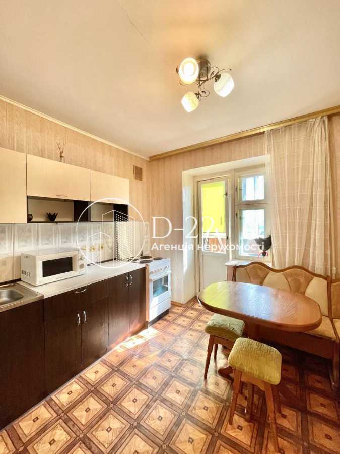 Продажа 2-комнатной квартиры 64.6 м², Вишняковская ул., 5Б