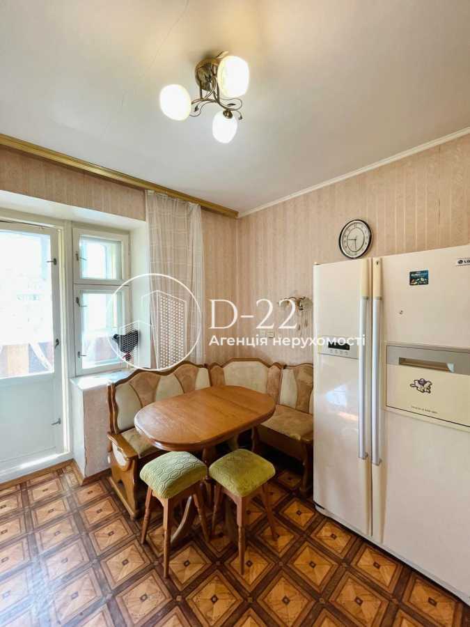 Продажа 2-комнатной квартиры 64.6 м², Вишняковская ул., 5Б
