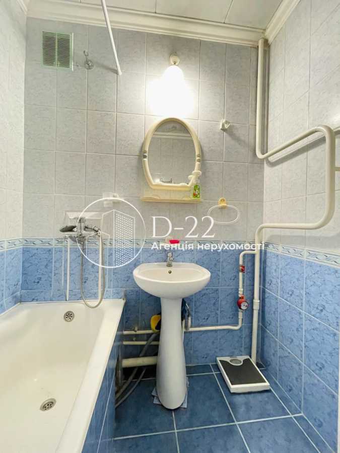 Продажа 2-комнатной квартиры 64.6 м², Вишняковская ул., 5Б