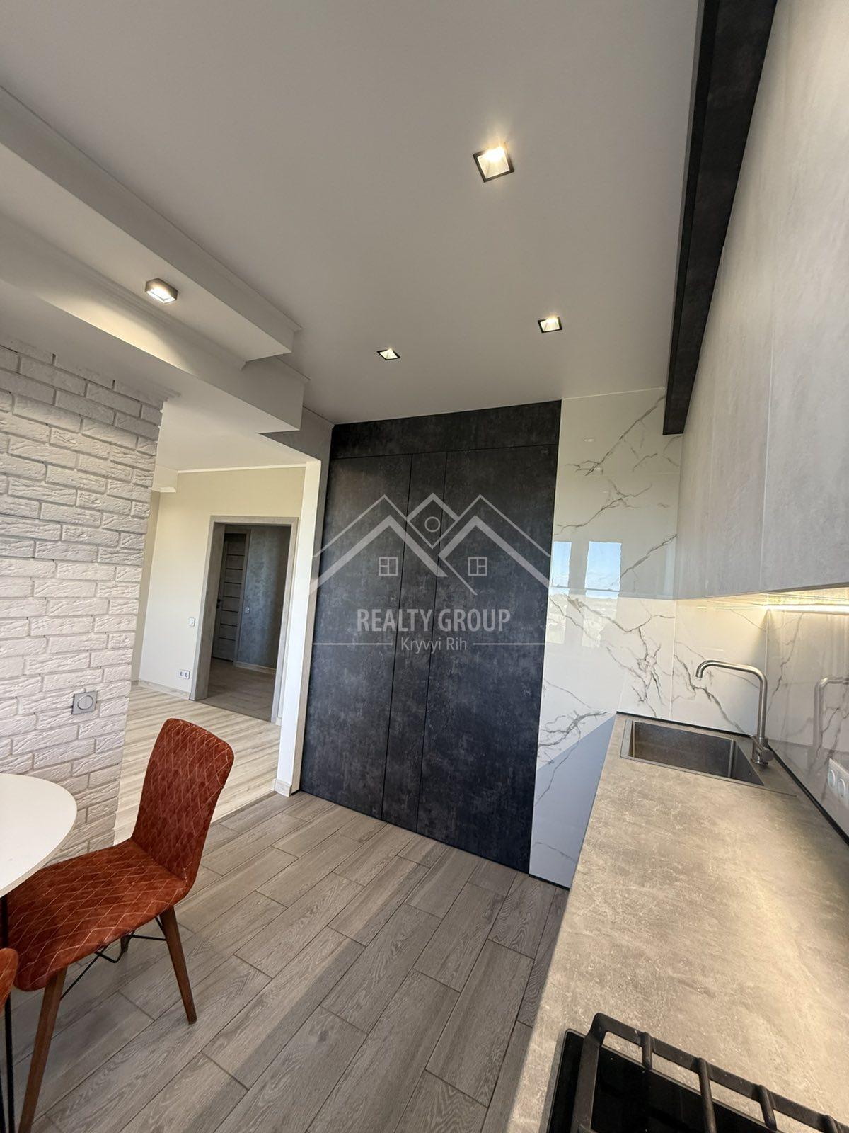 Продажа 3-комнатной квартиры 70 м², Сергея Колачевского ул., 32