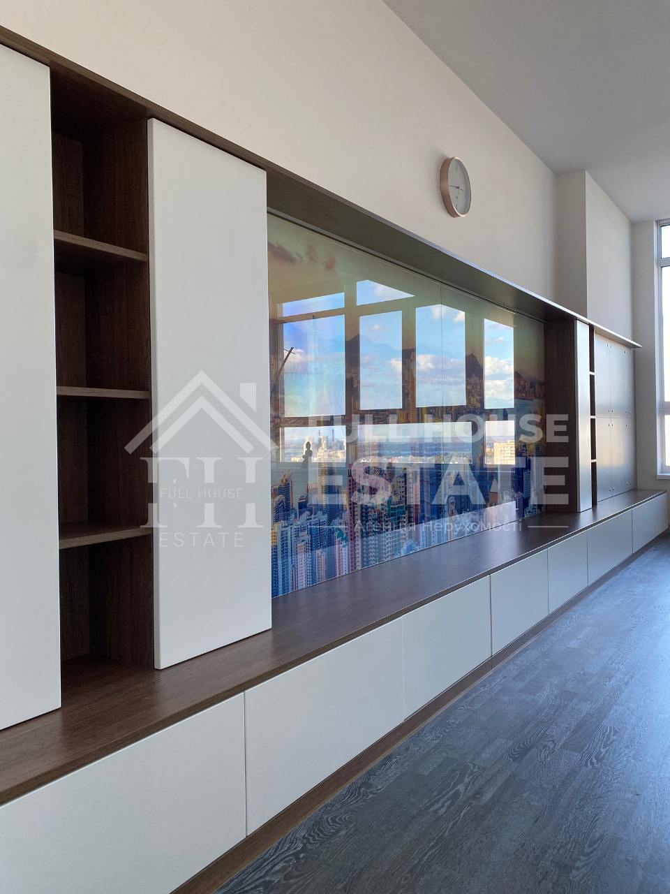 Продаж 1-кімнатної квартири 50 м², Євгена Коновальця вул., 44А