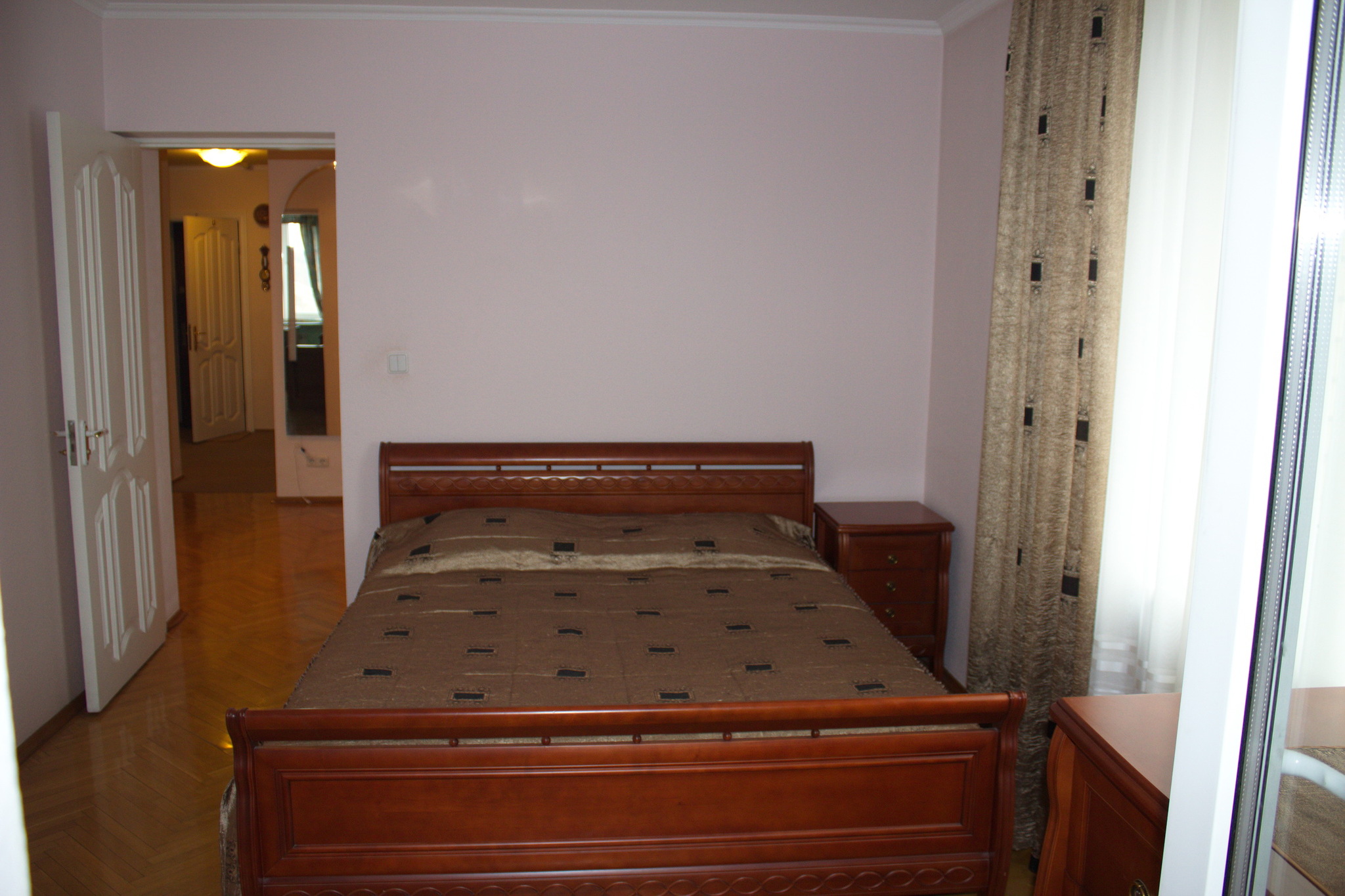 Аренда 3-комнатной квартиры 75 м², Зверинецкая ул.