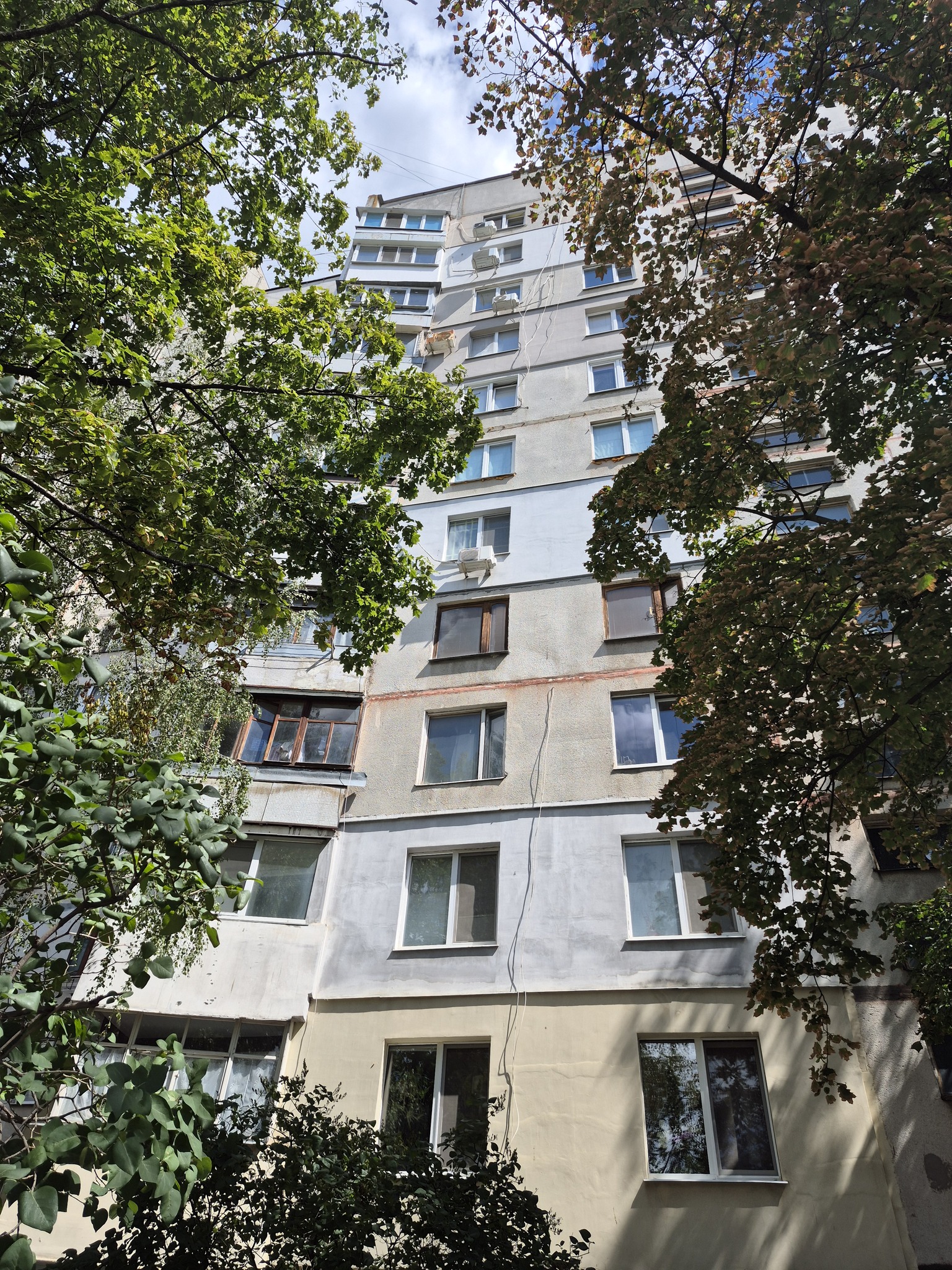 Продажа 3-комнатной квартиры 66 м², Людвига Свободы просп., 35