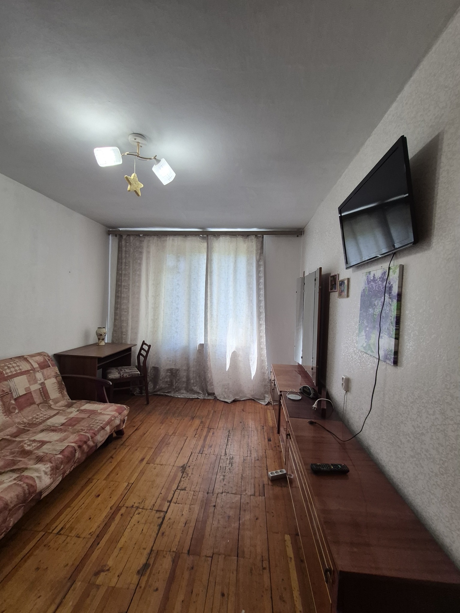 Продажа 3-комнатной квартиры 66 м², Людвига Свободы просп., 35