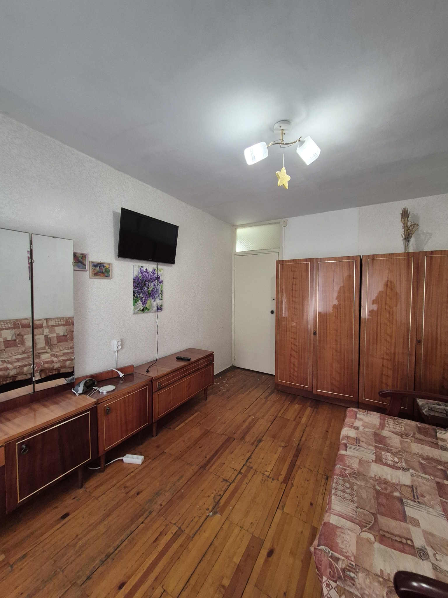 Продажа 3-комнатной квартиры 66 м², Людвига Свободы просп., 35