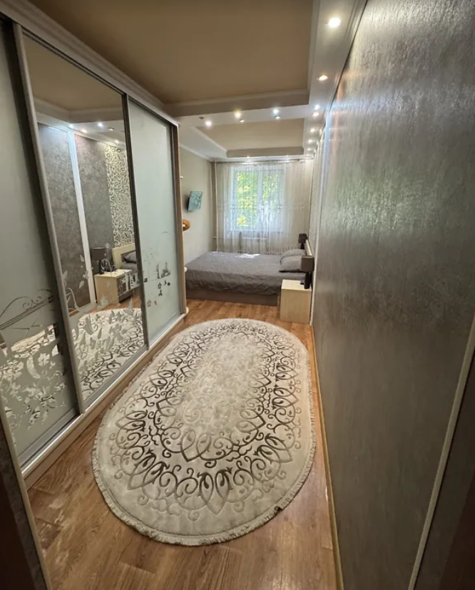 Продаж 2-кімнатної квартири 44 м², Шевченко просп.