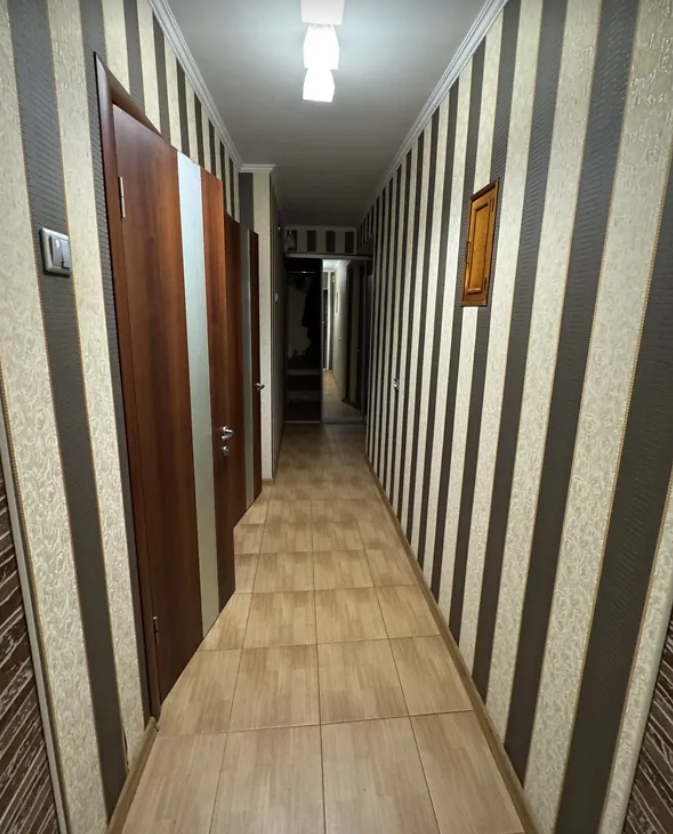Продаж 2-кімнатної квартири 44 м², Шевченко просп.