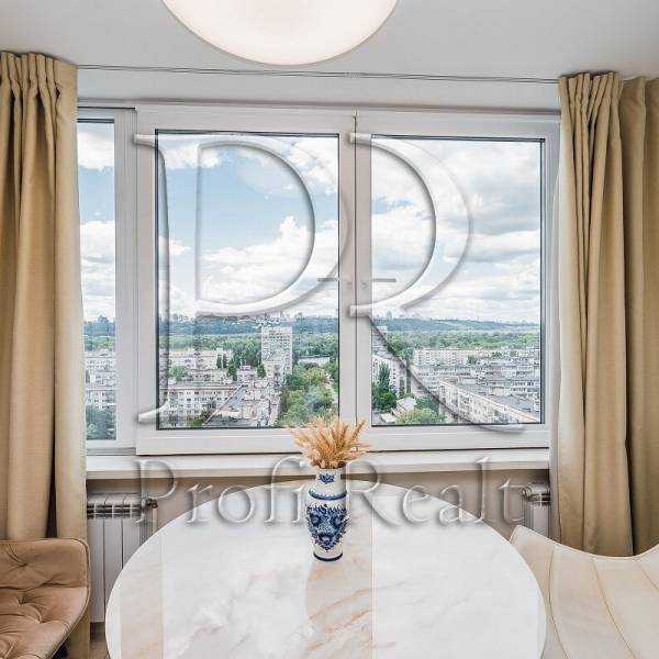 Продажа 2-комнатной квартиры 85 м², Игоря Шамо бул., 12