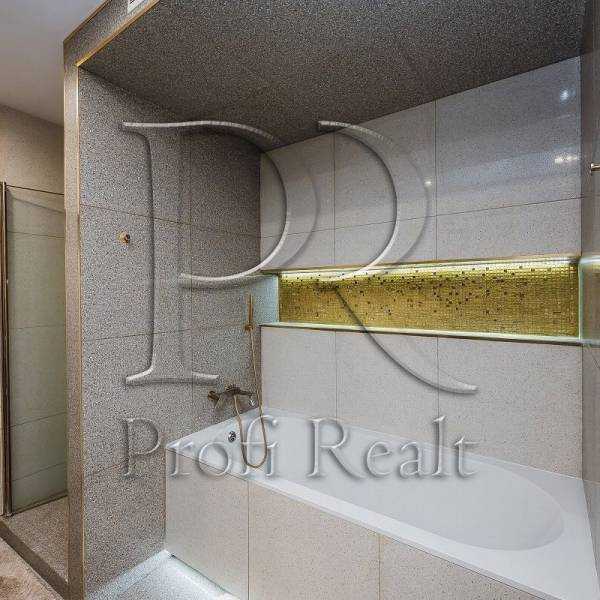 Продажа 2-комнатной квартиры 85 м², Игоря Шамо бул., 12