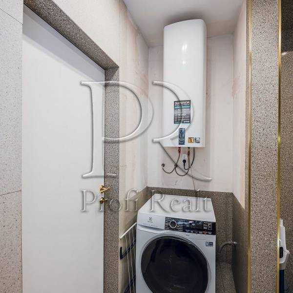 Продажа 2-комнатной квартиры 85 м², Игоря Шамо бул., 12