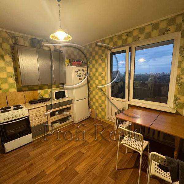 Продажа 3-комнатной квартиры 99 м², Урловская ул., 38