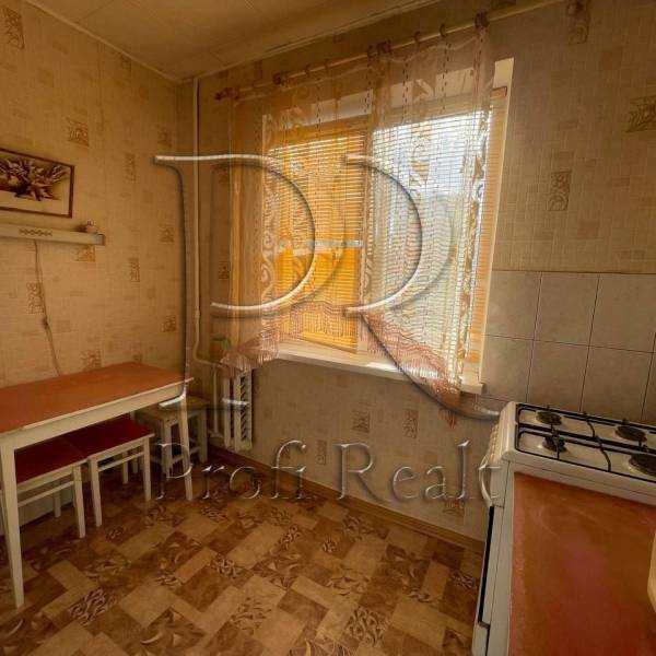 Продажа 3-комнатной квартиры 71 м², Героев Днепра ул., 7